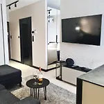 Urban Apartments Opolska 10 No 89 - Rooftop Garden - Free Garage * Katowice